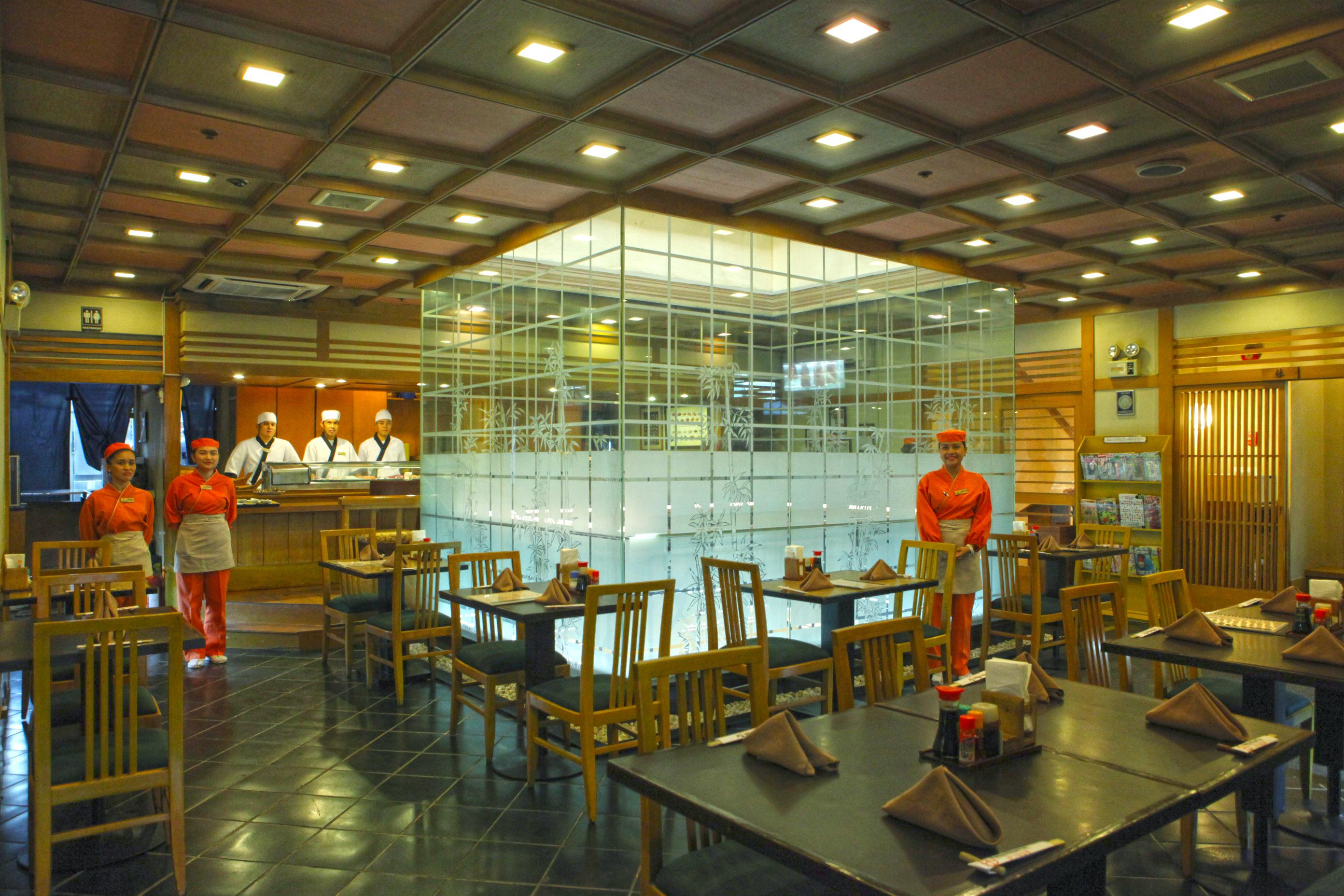 先驱套房酒店-多用途酒店 马卡蒂 外观 照片