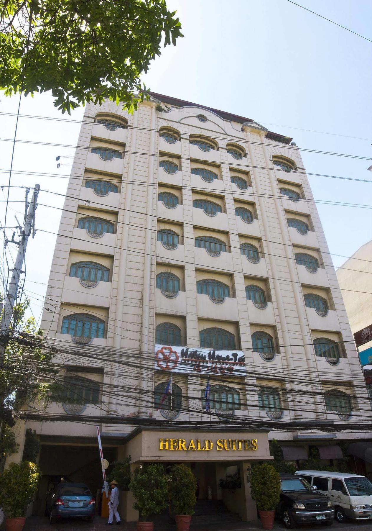 先驱套房酒店-多用途酒店 马卡蒂 外观 照片